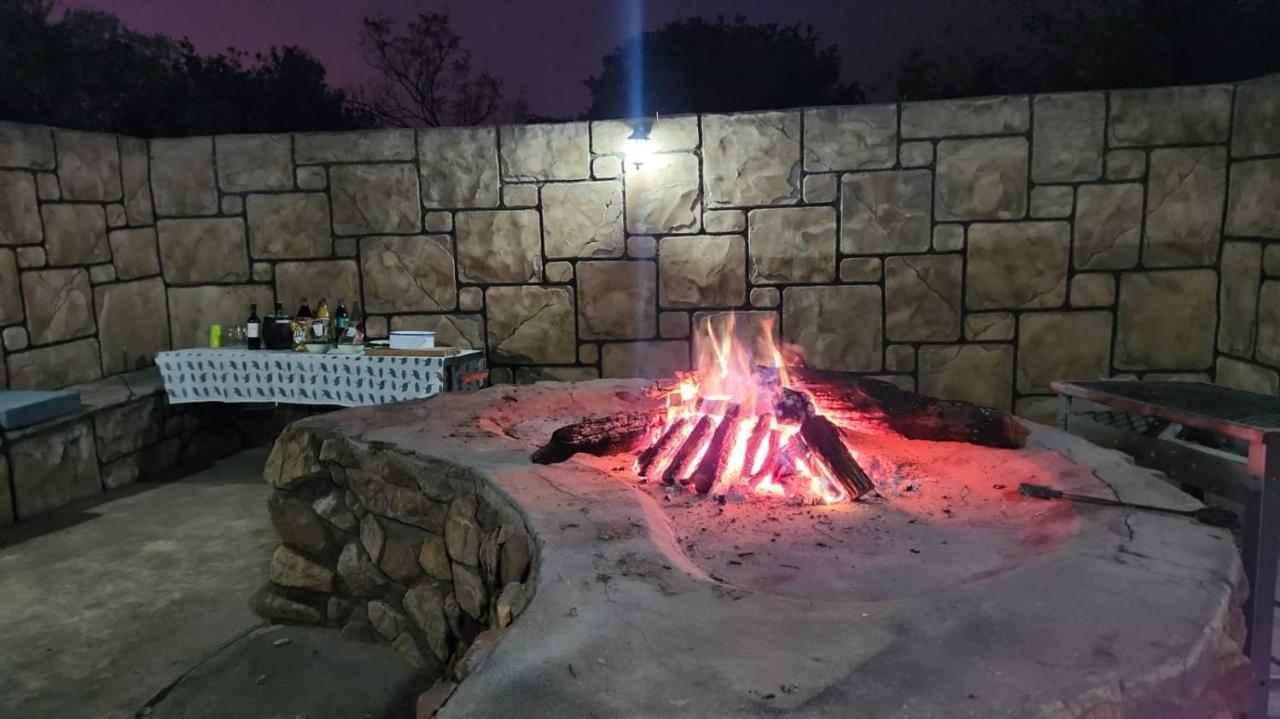 5 Sleeper Bushcamp Chalet 哈特比斯普特 外观 照片